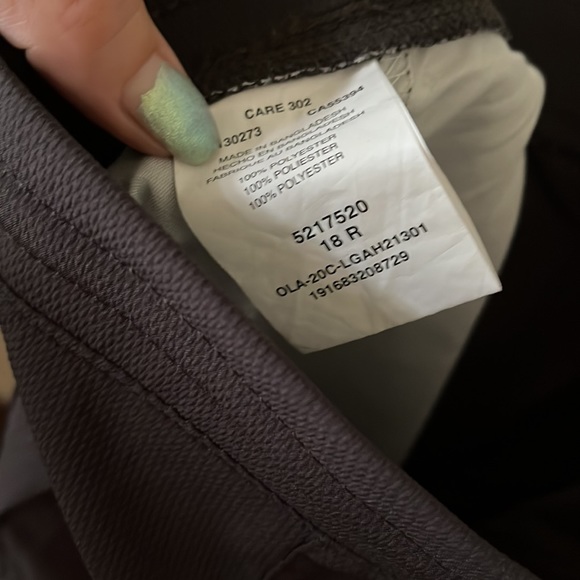 Junior’s Lee Cargo Shorts - Picture 5 of 5